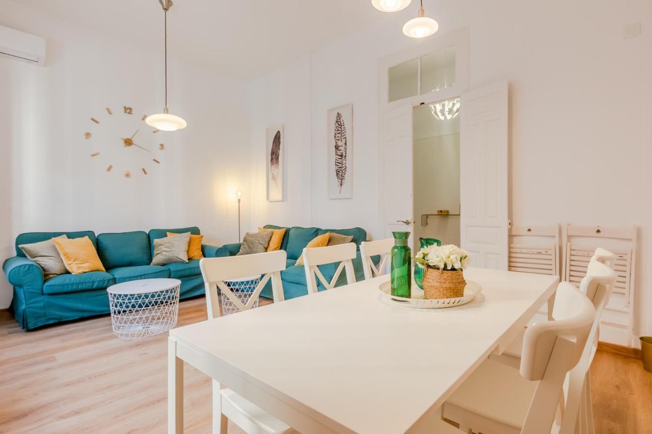 Avanti La Campana, Con Un Balcon Que Te Enamorara Del Ambiente De Sevilla Extérieur photo